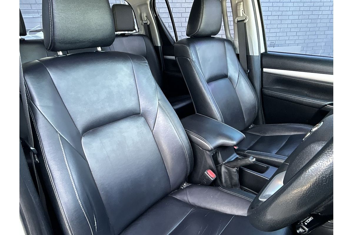 2018 Toyota Hilux SR5 GUN126R 4X4