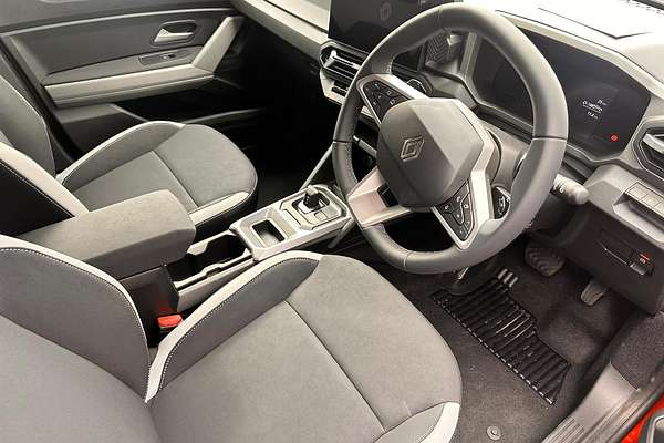 2025 Renault Duster Techno X1311