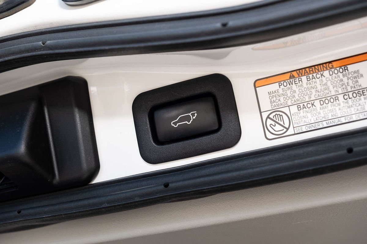 2020 Toyota Landcruiser Sahara VDJ200R