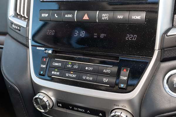 2020 Toyota Landcruiser Sahara VDJ200R