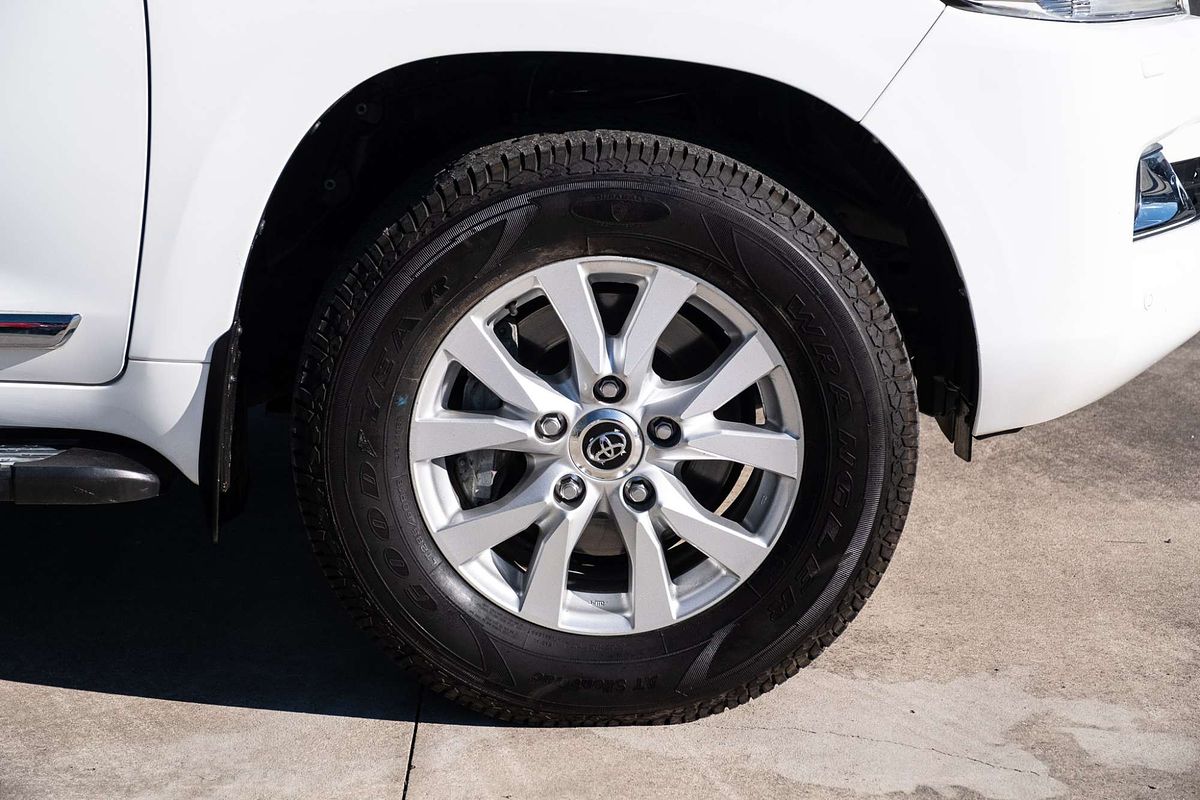2020 Toyota Landcruiser Sahara VDJ200R