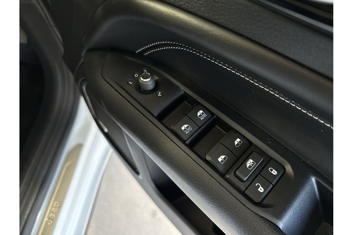 2021 Jeep Compass Limited M6