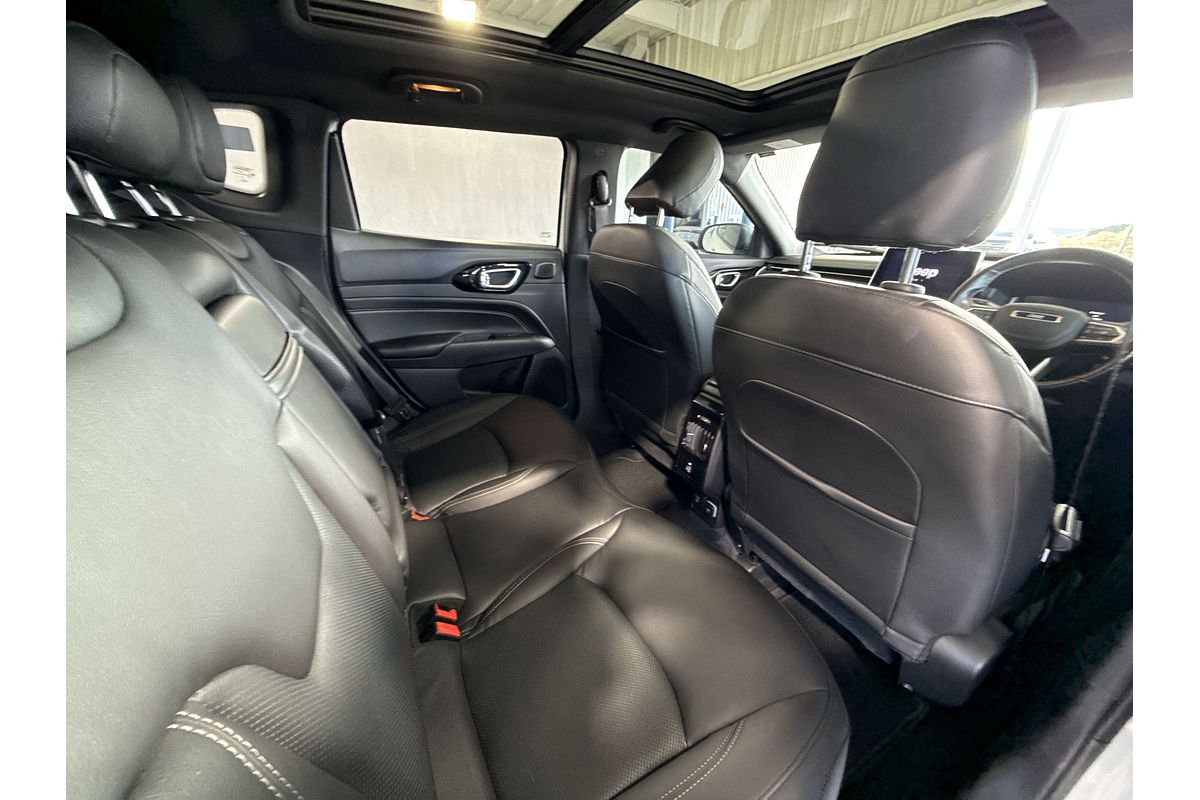 2021 Jeep Compass Limited M6