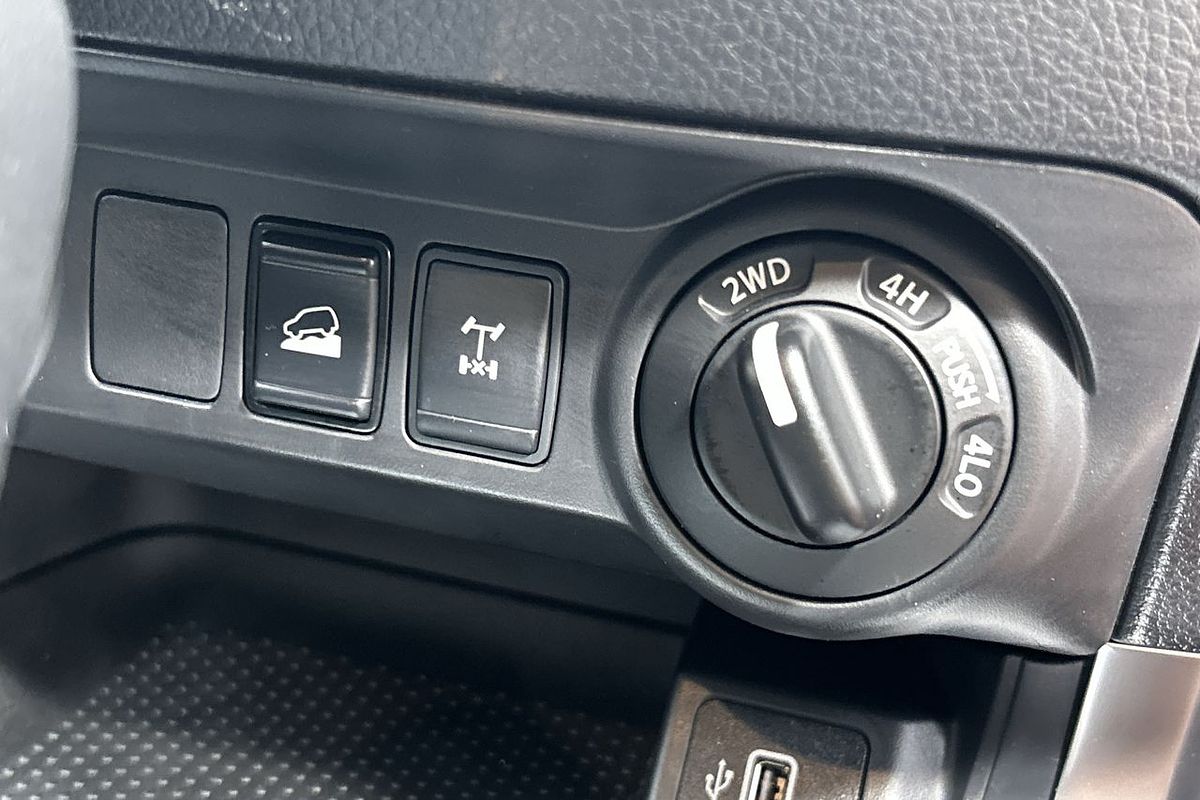 2023 Nissan Navara SL D23 4X4