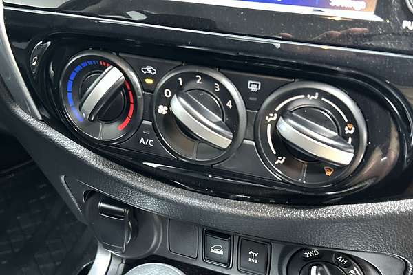 2023 Nissan Navara SL D23 4X4