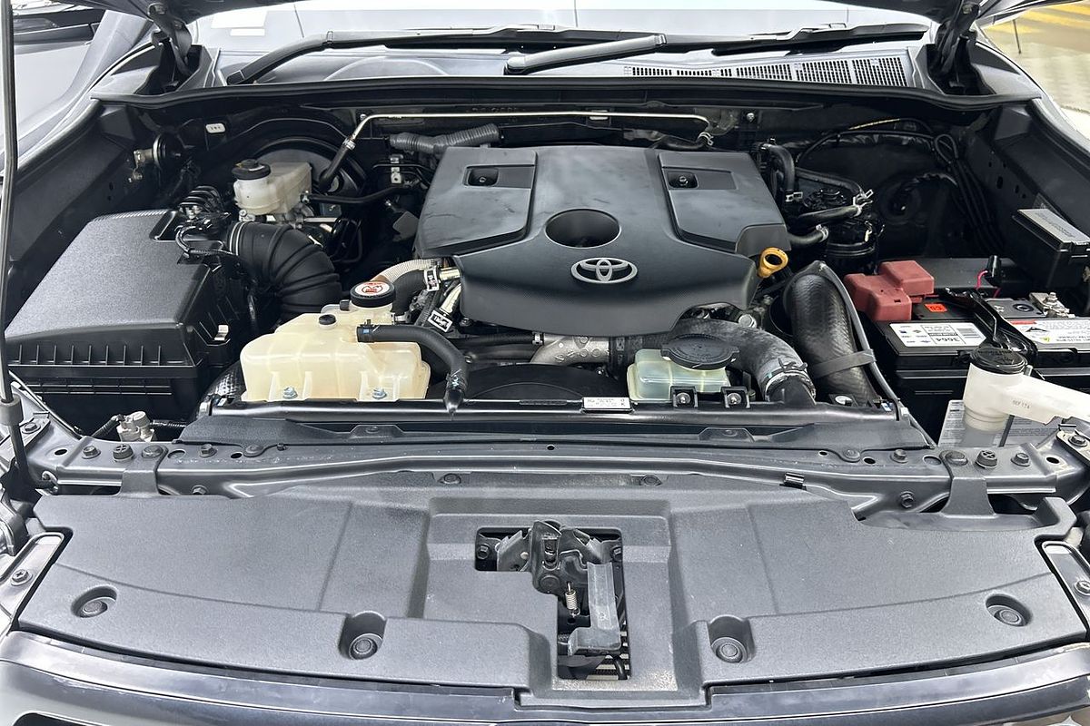 2022 Toyota Hilux SR5 GUN126R 4X4
