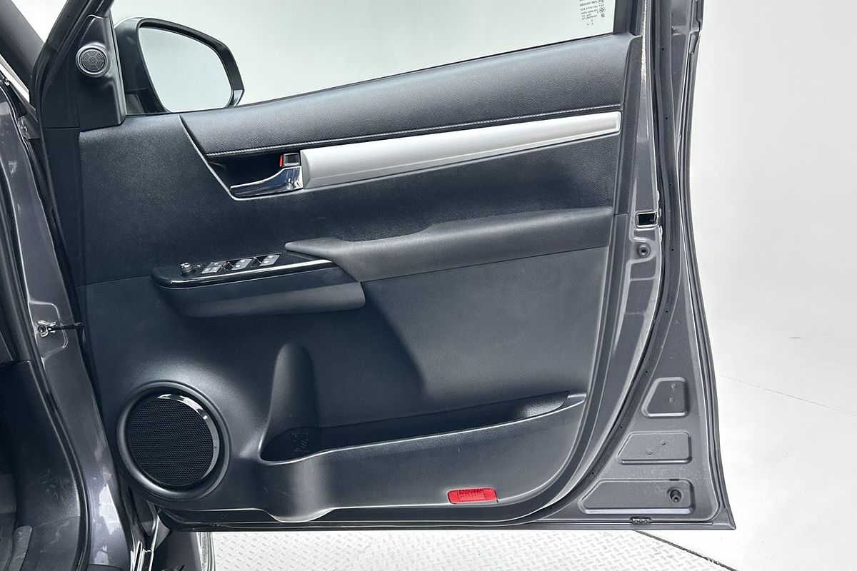 2022 Toyota Hilux SR5 GUN126R 4X4