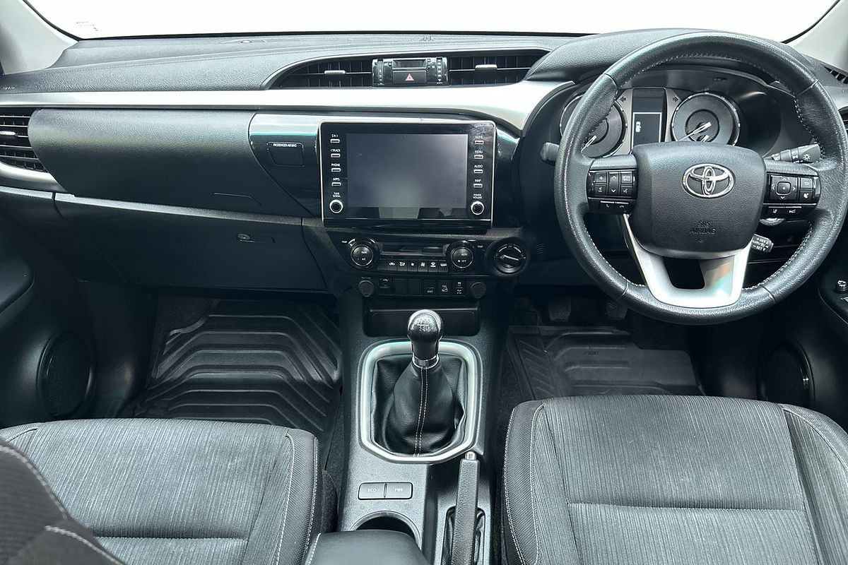 2022 Toyota Hilux SR5 GUN126R 4X4