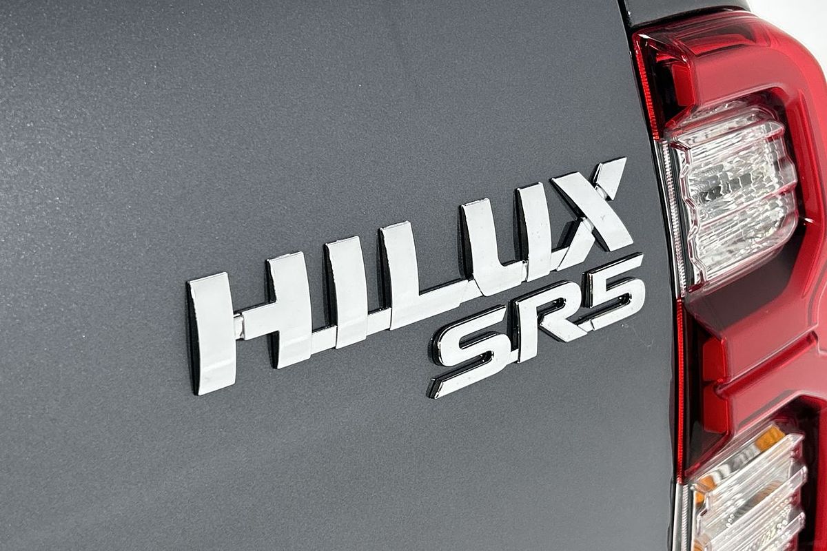 2022 Toyota Hilux SR5 GUN126R 4X4