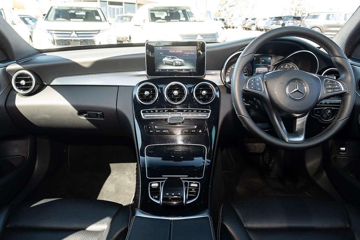 2016 Mercedes-Benz C-Class C200 W205