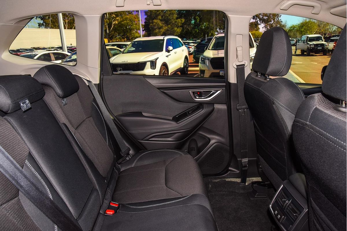 2024 Subaru Forester 2.5i S5