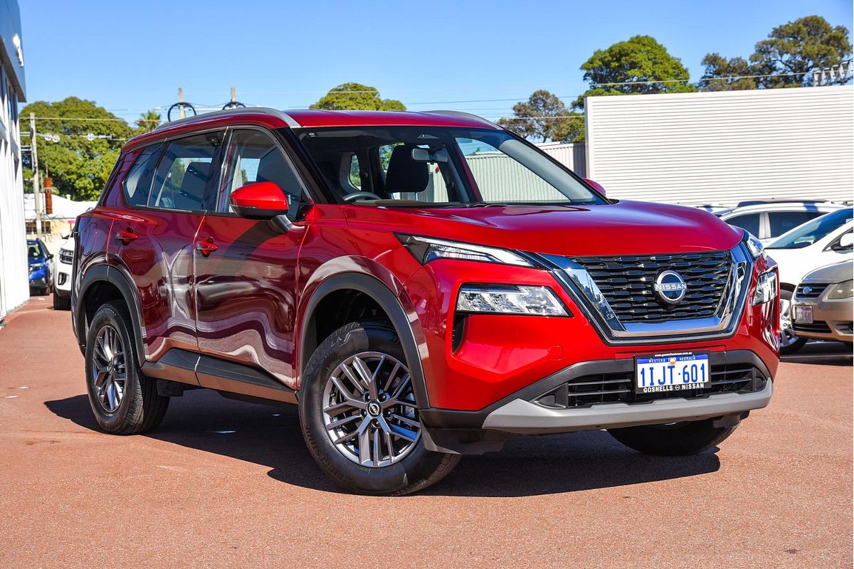 2024 Nissan X-TRAIL ST T33