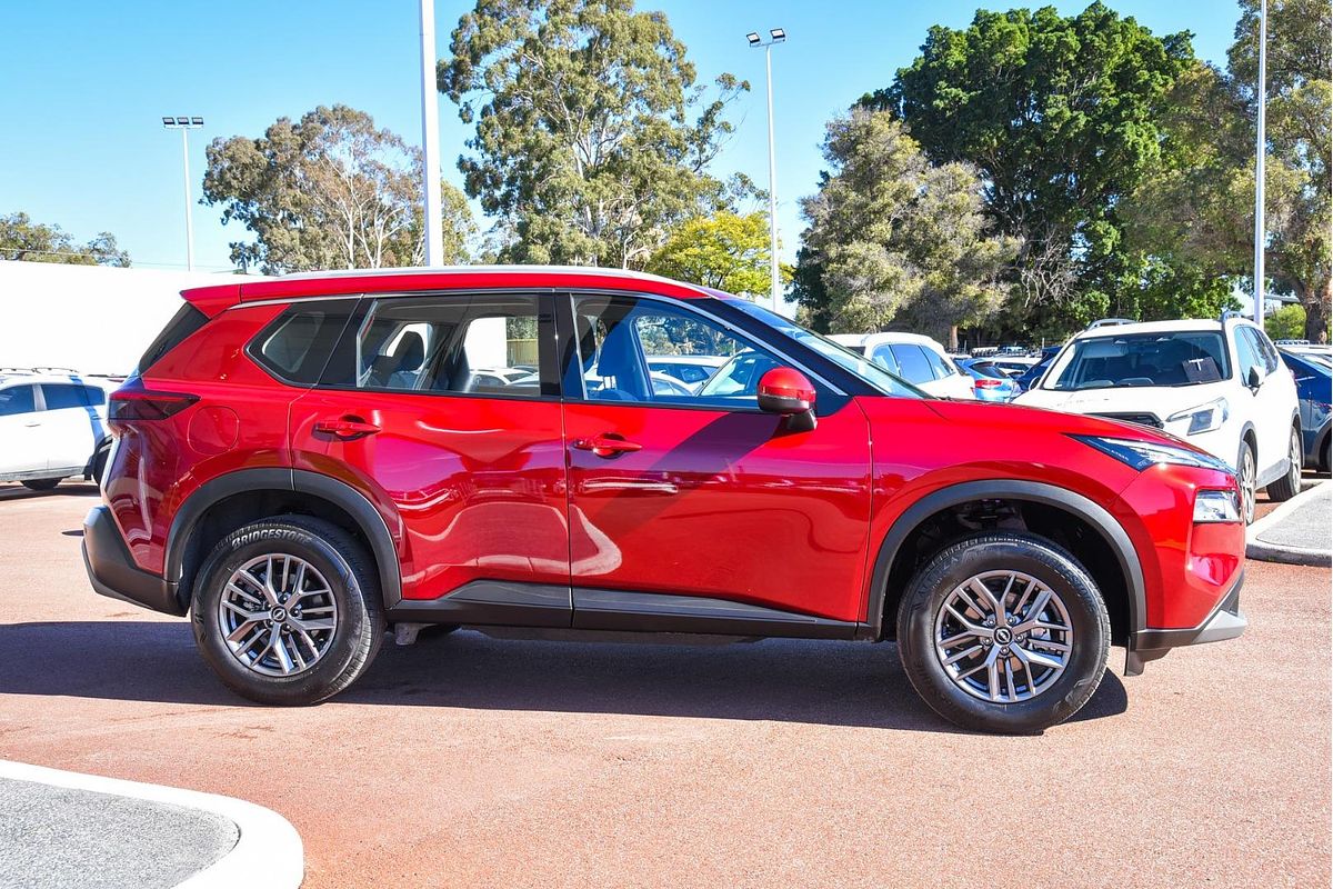 2024 Nissan X-TRAIL ST T33
