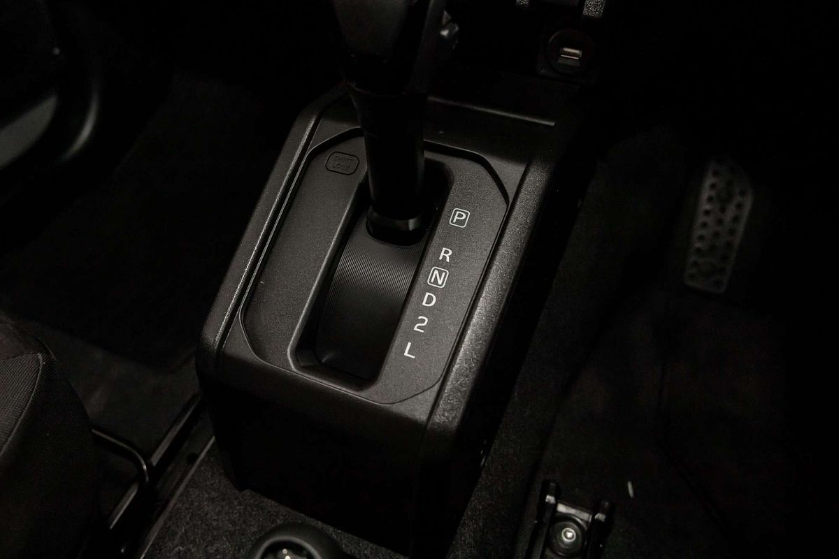 2023 Suzuki Jimny GLX GJ