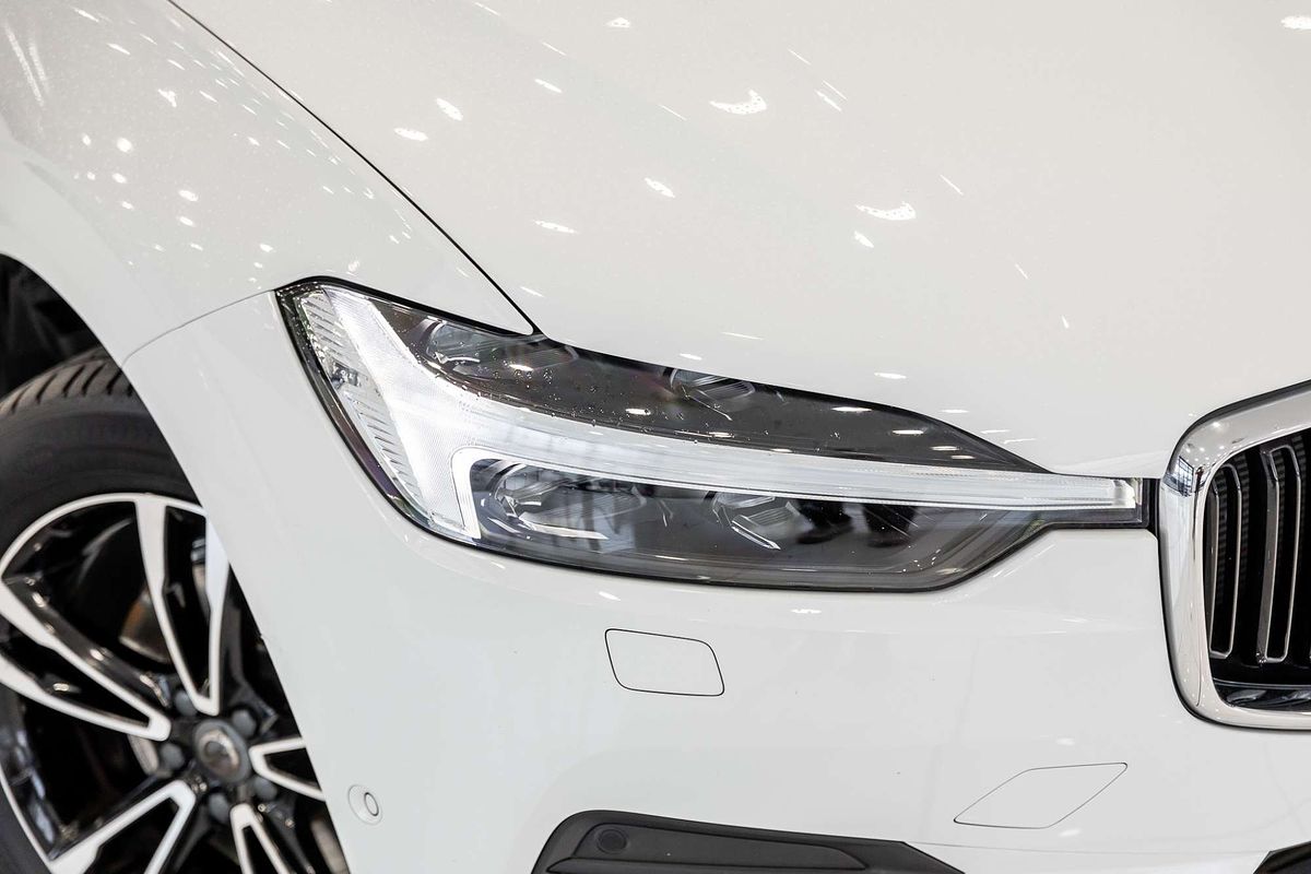 2021 Volvo XC60 T5 Momentum
