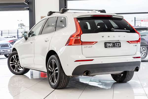 2021 Volvo XC60 T5 Momentum