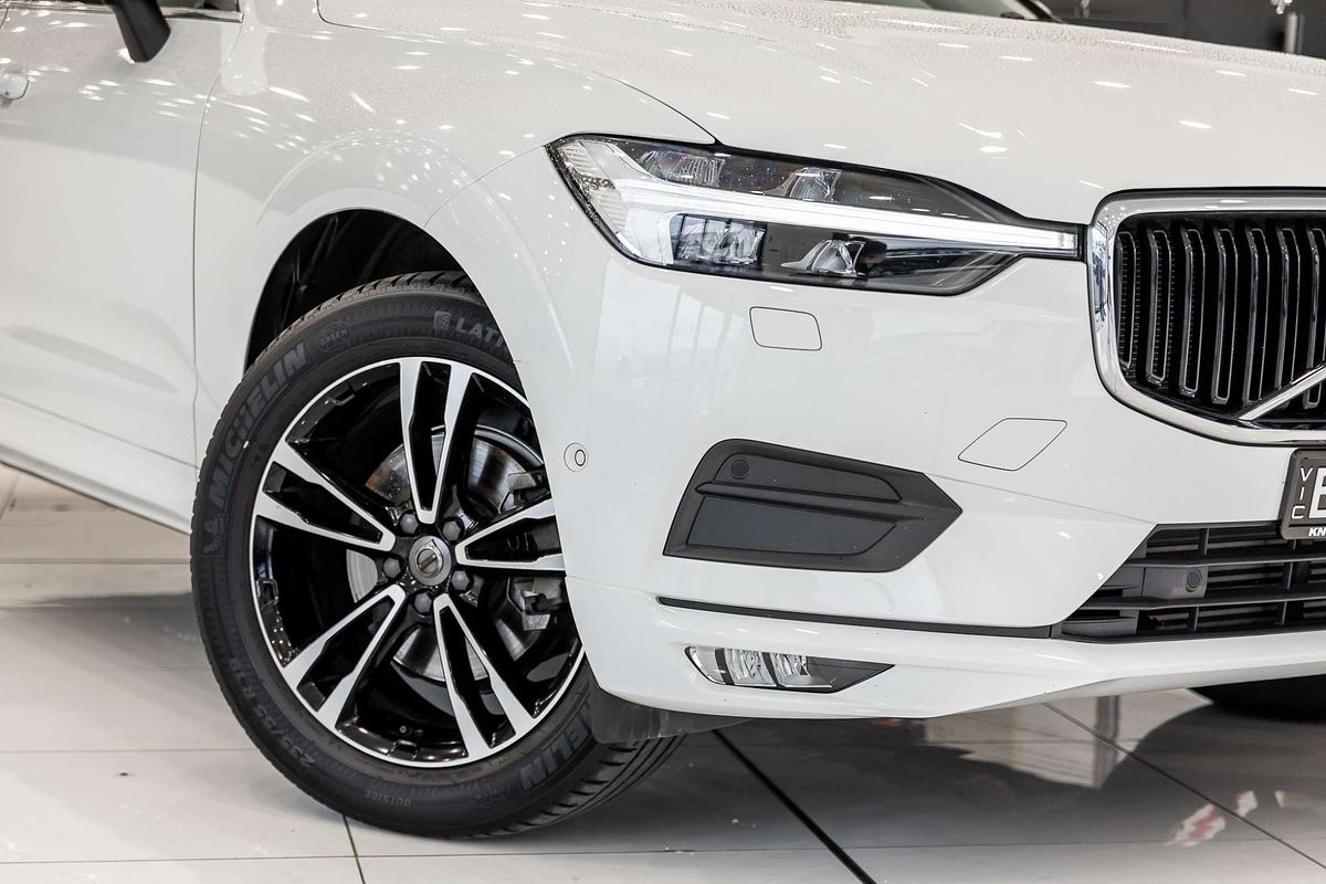 2021 Volvo XC60 T5 Momentum