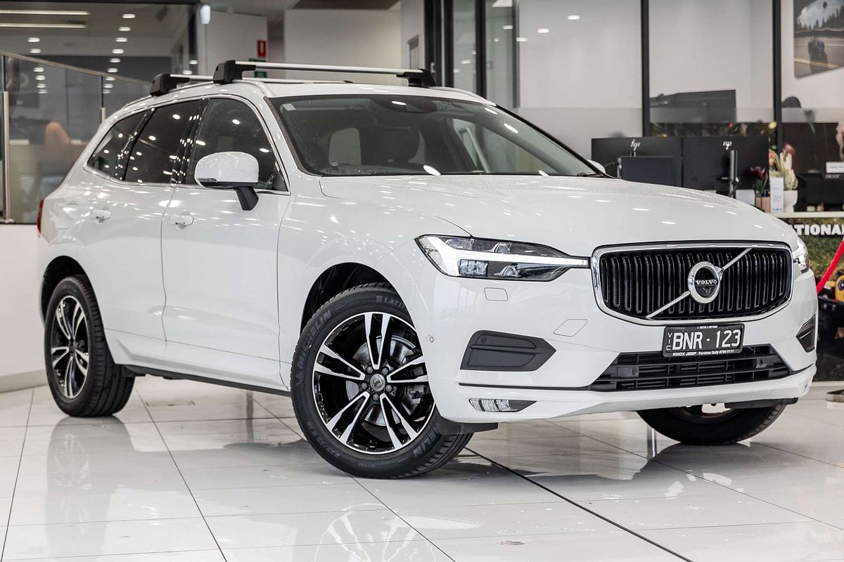 2021 Volvo XC60 T5 Momentum