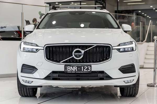2021 Volvo XC60 T5 Momentum