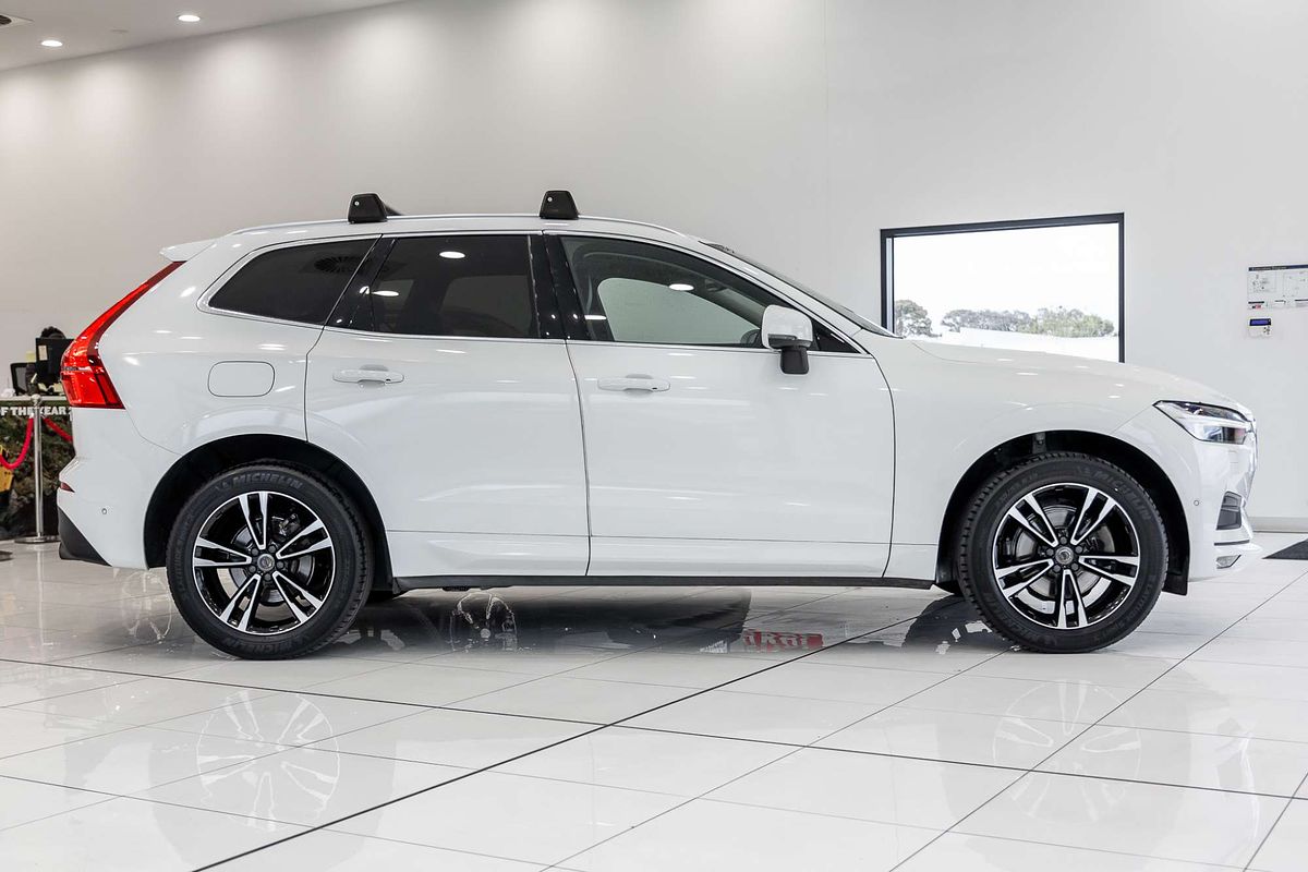 2021 Volvo XC60 T5 Momentum