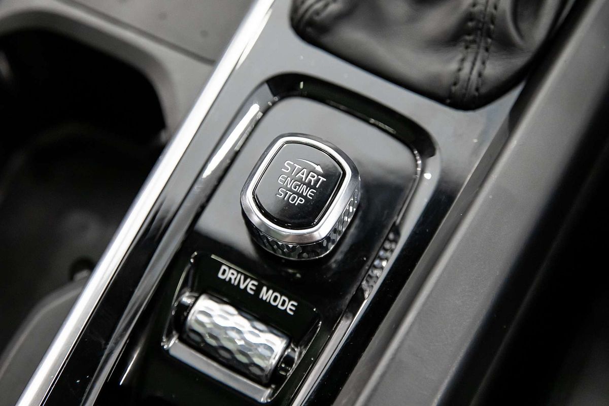 2021 Volvo XC60 T5 Momentum