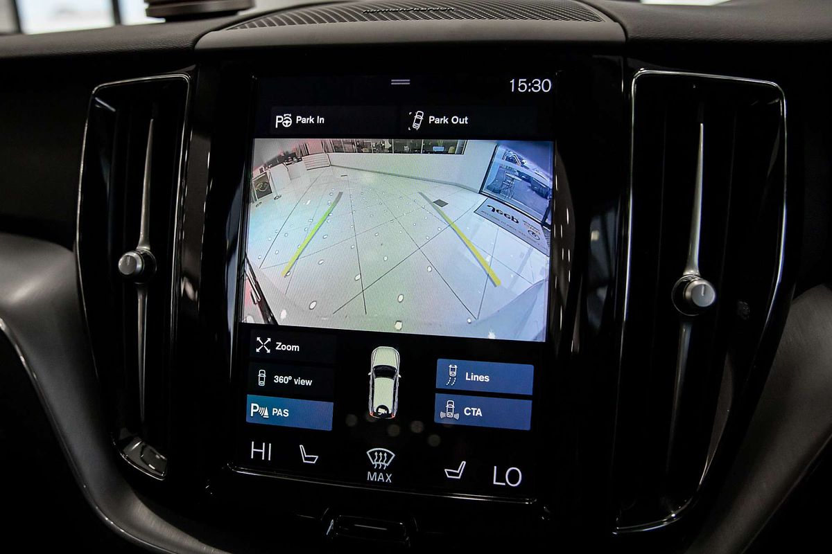 2021 Volvo XC60 T5 Momentum