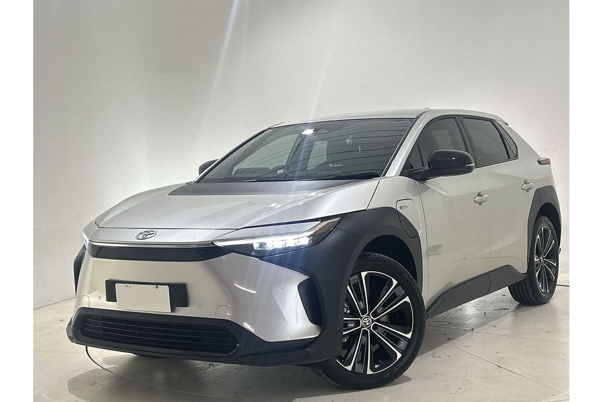 2023 Toyota bZ4X XEAM10R