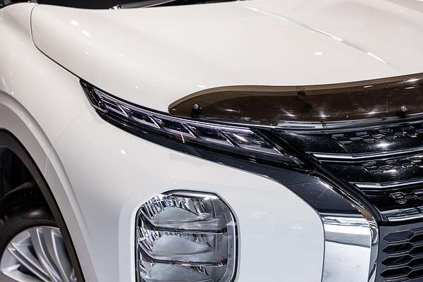 2022 Mitsubishi Outlander ES ZM
