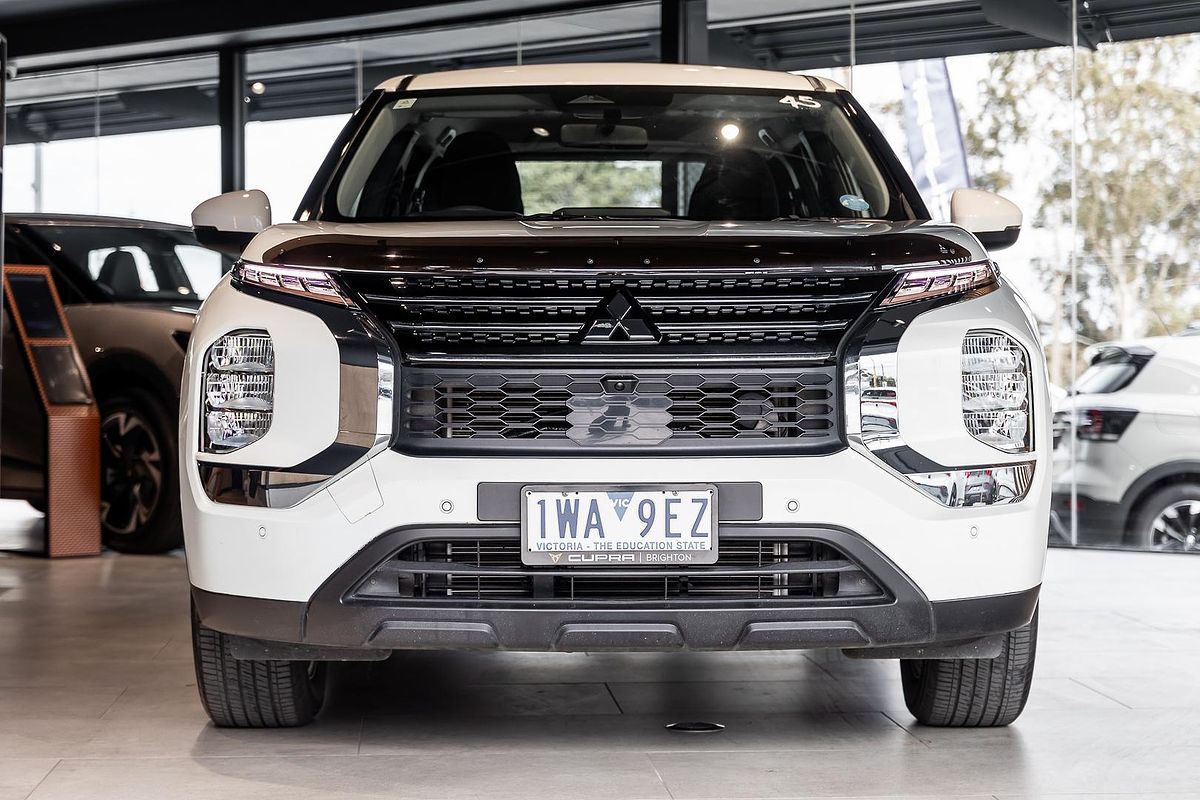 2022 Mitsubishi Outlander ES ZM