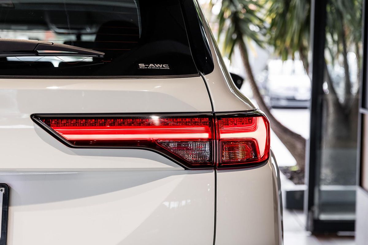 2022 Mitsubishi Outlander ES ZM