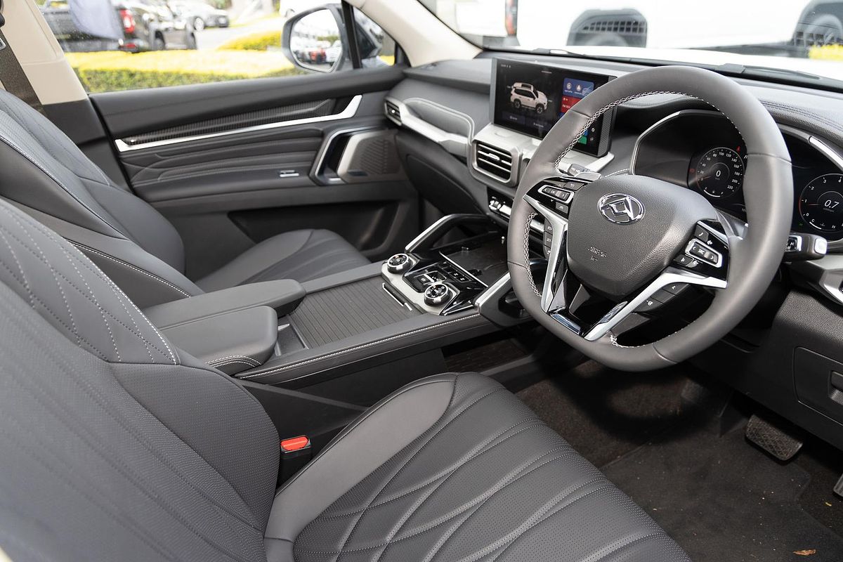 2025 LDV D90 Executive SV9A