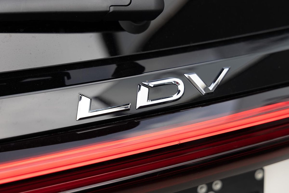 2025 LDV D90 Executive SV9A