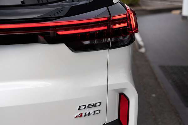 2025 LDV D90 Executive SV9A