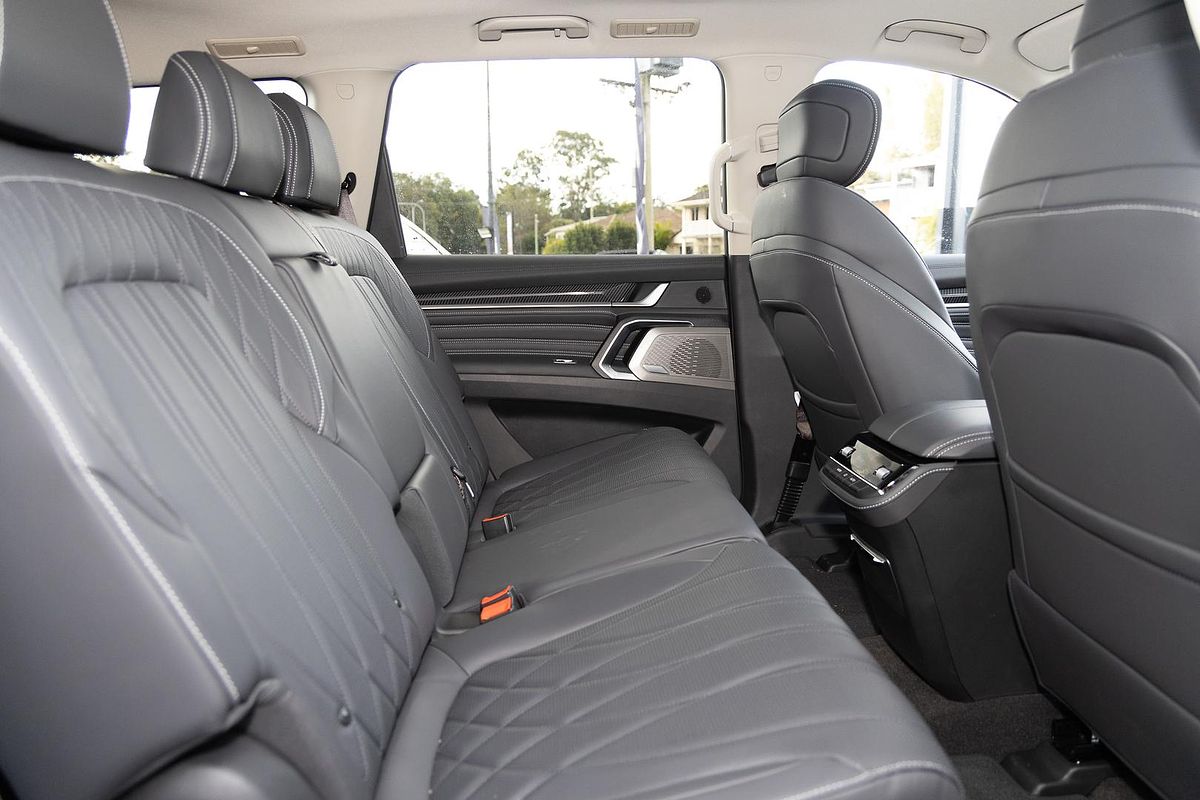 2025 LDV D90 Executive SV9A