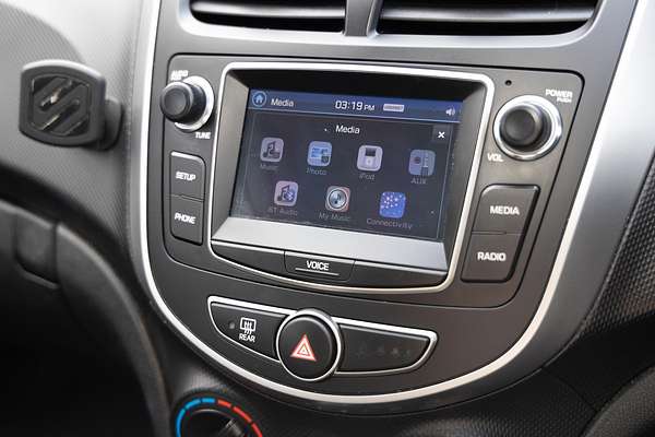 2018 Hyundai Accent Sport RB6