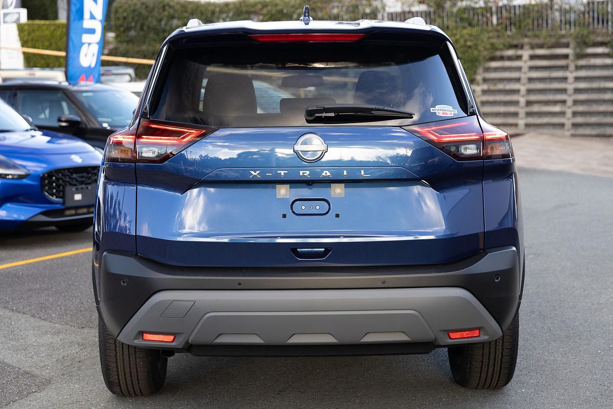 2024 Nissan X-TRAIL ST-L T33