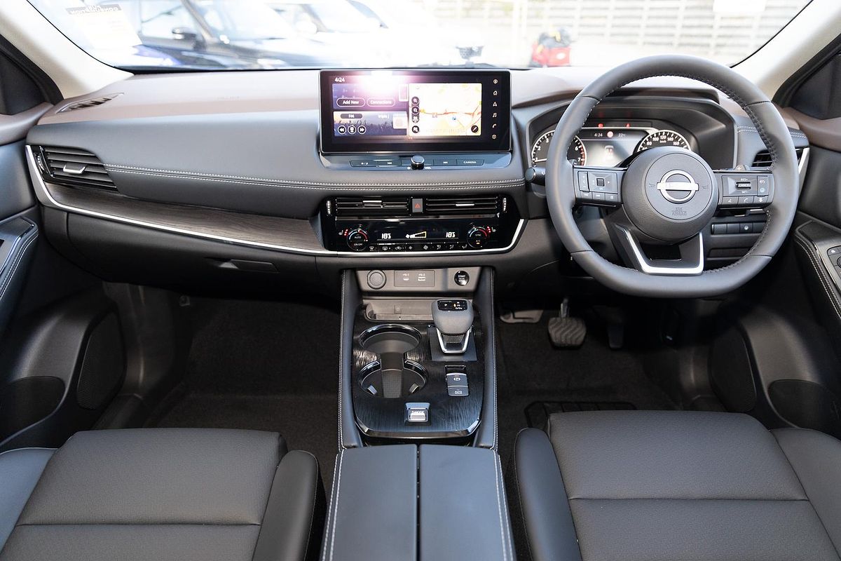 2024 Nissan X-TRAIL ST-L T33