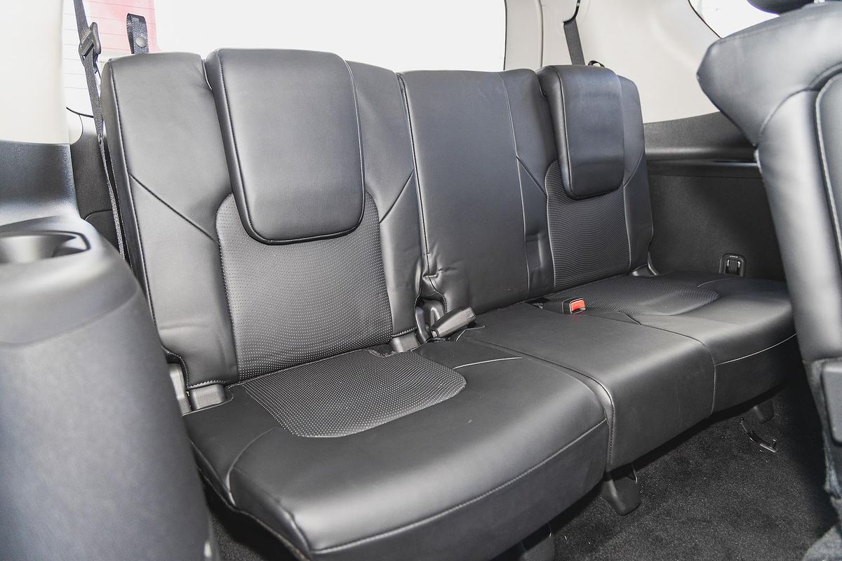 2023 Nissan Patrol Ti-L Y62