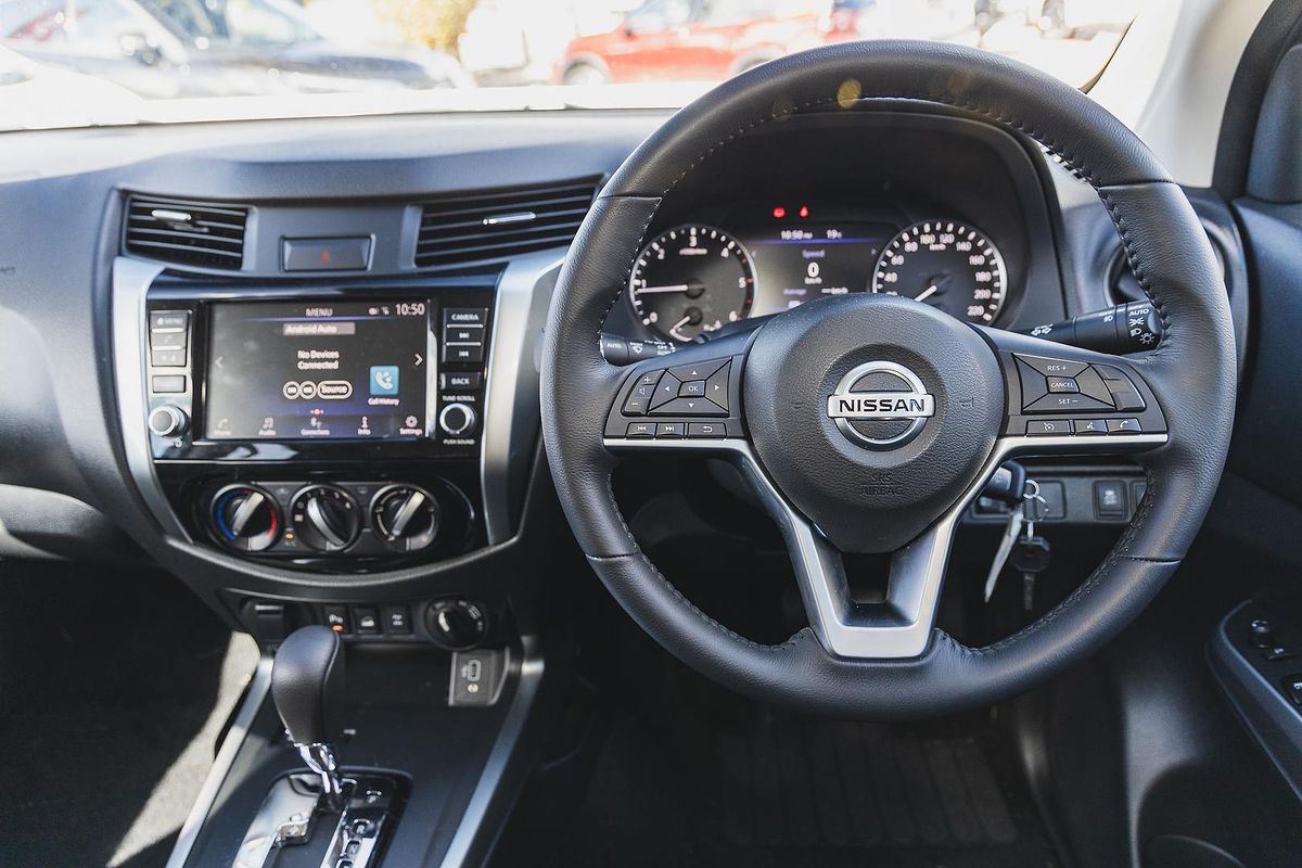2024 Nissan Navara ST D23 4X4