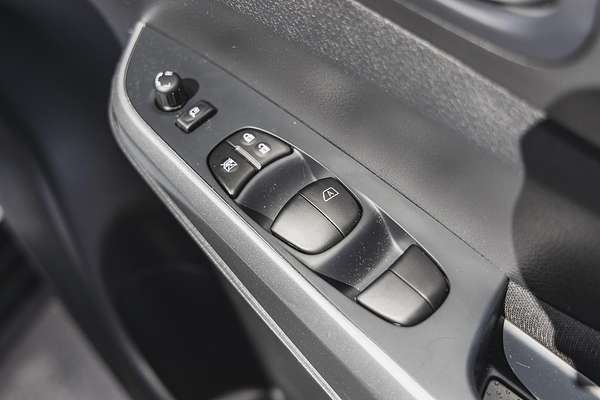 2024 Nissan Navara ST D23 4X4