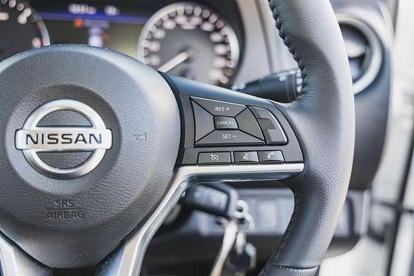 2024 Nissan Navara ST D23 4X4