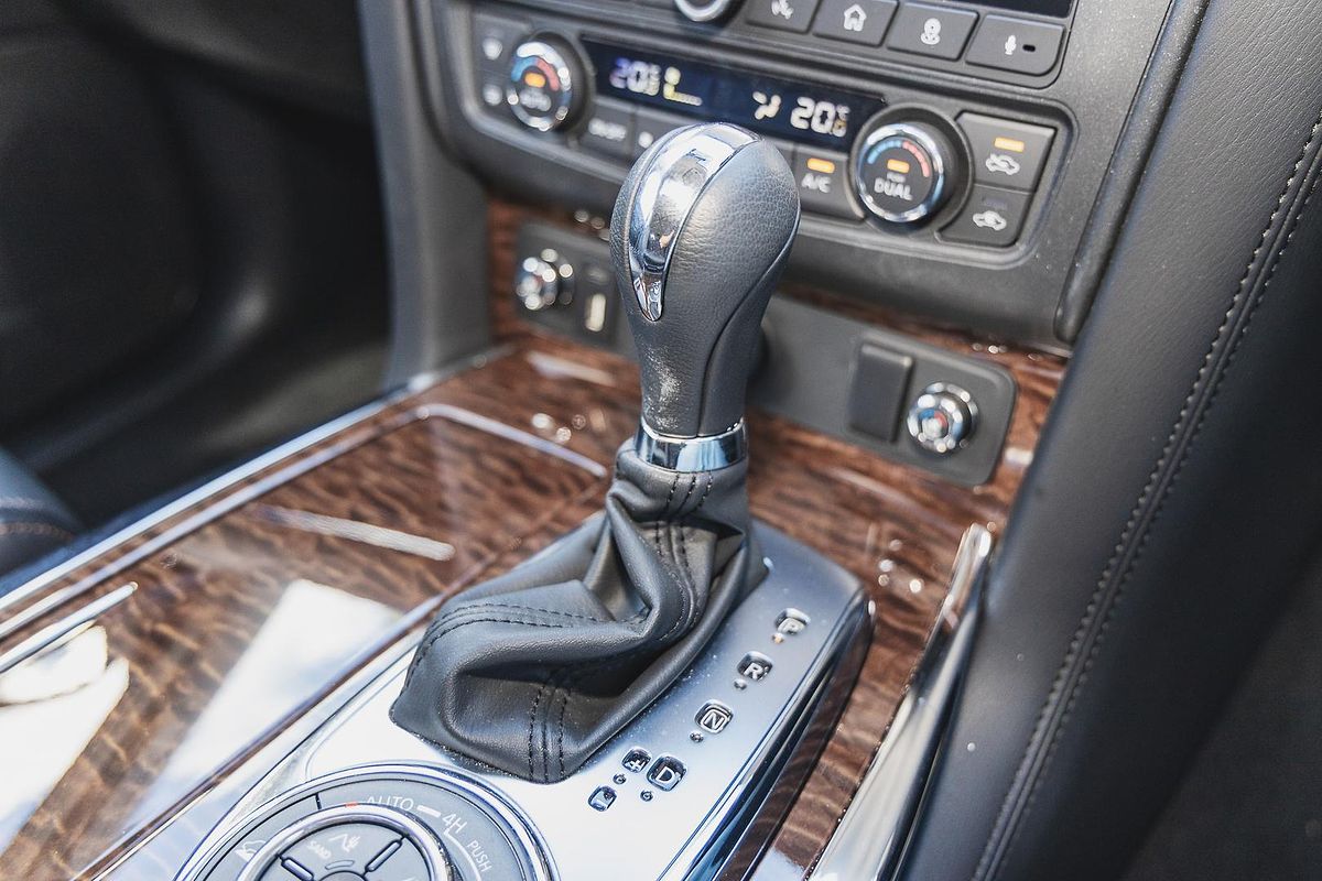 2023 Nissan Patrol Ti-L Y62