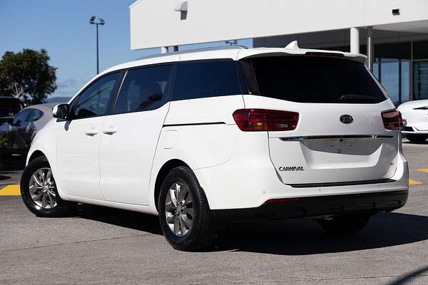 2018 Kia Carnival Si YP