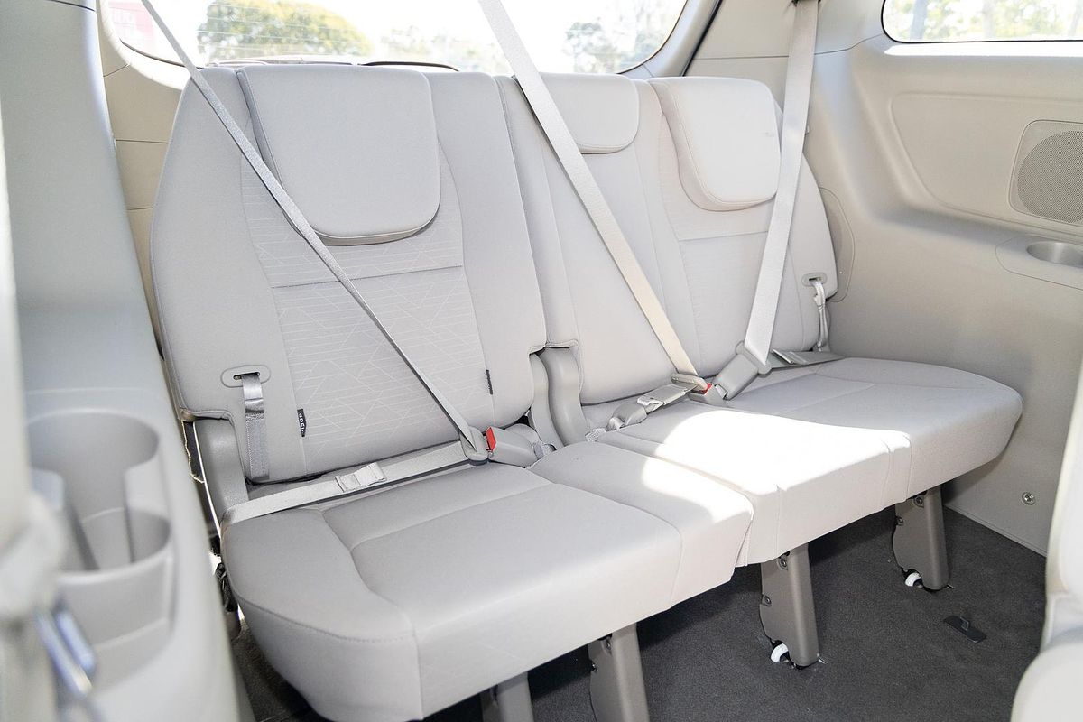 2018 Kia Carnival Si YP