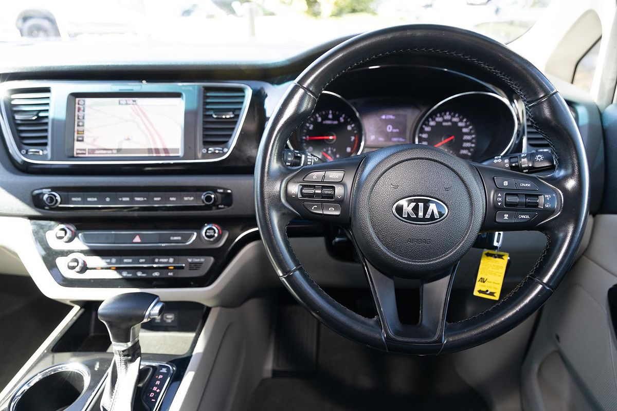 2018 Kia Carnival Si YP