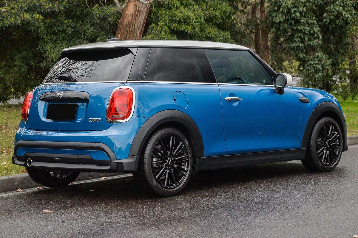 2023 MINI Hatch Cooper Classic F56 LCI-2