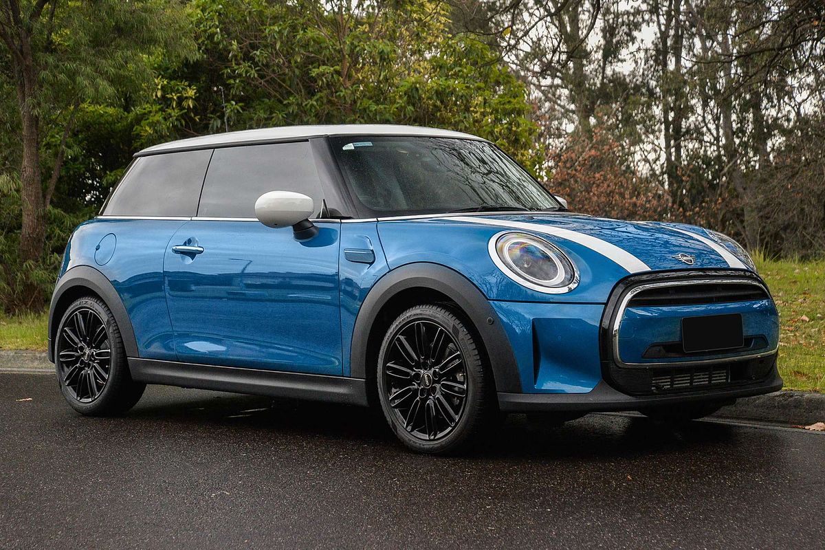 2023 MINI Hatch Cooper Classic F56 LCI-2