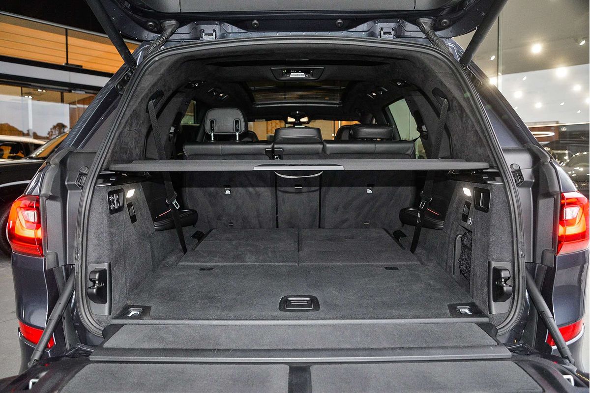 2019 BMW X7 M50i G07
