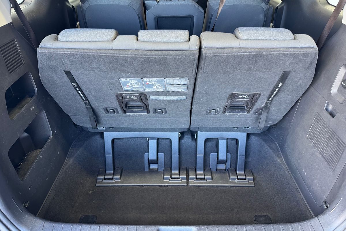 2023 Kia Carnival S KA4