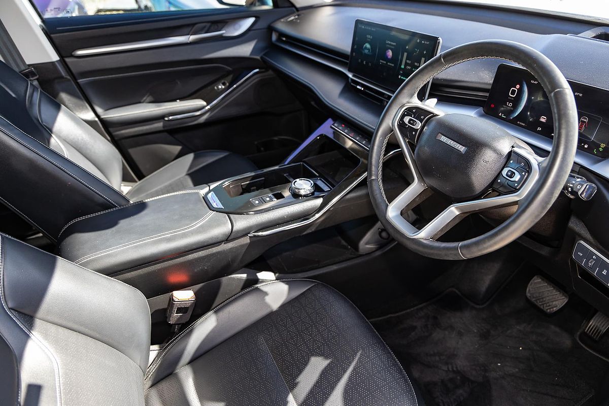 2022 GWM H6 Ultra Hybrid B01